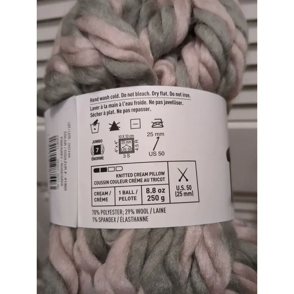 Loops & Threads Chunky Twist Pink Grey 4 skeins yarn 1903 Lot 202106 1000 Grams